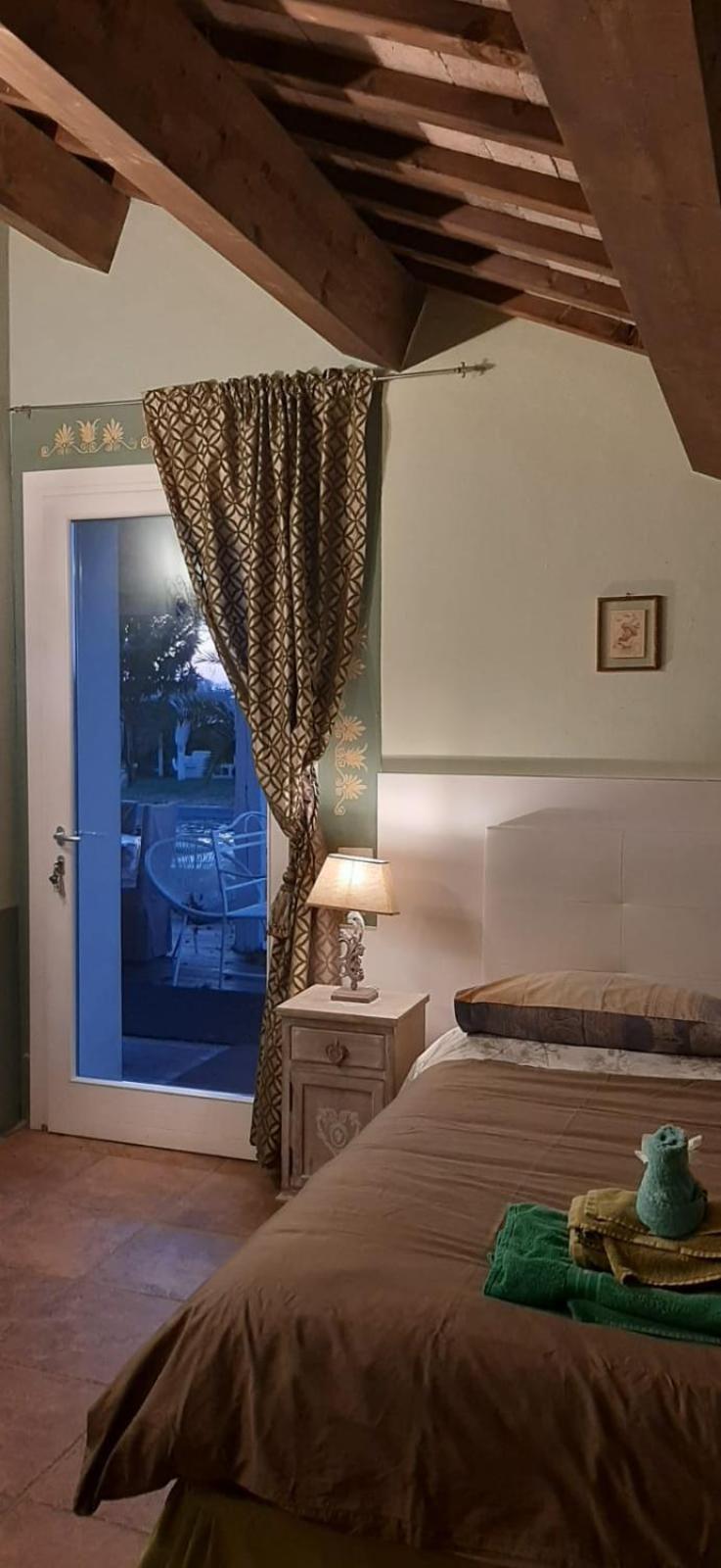 B&B Abracadabra Ghibullo Екстериор снимка